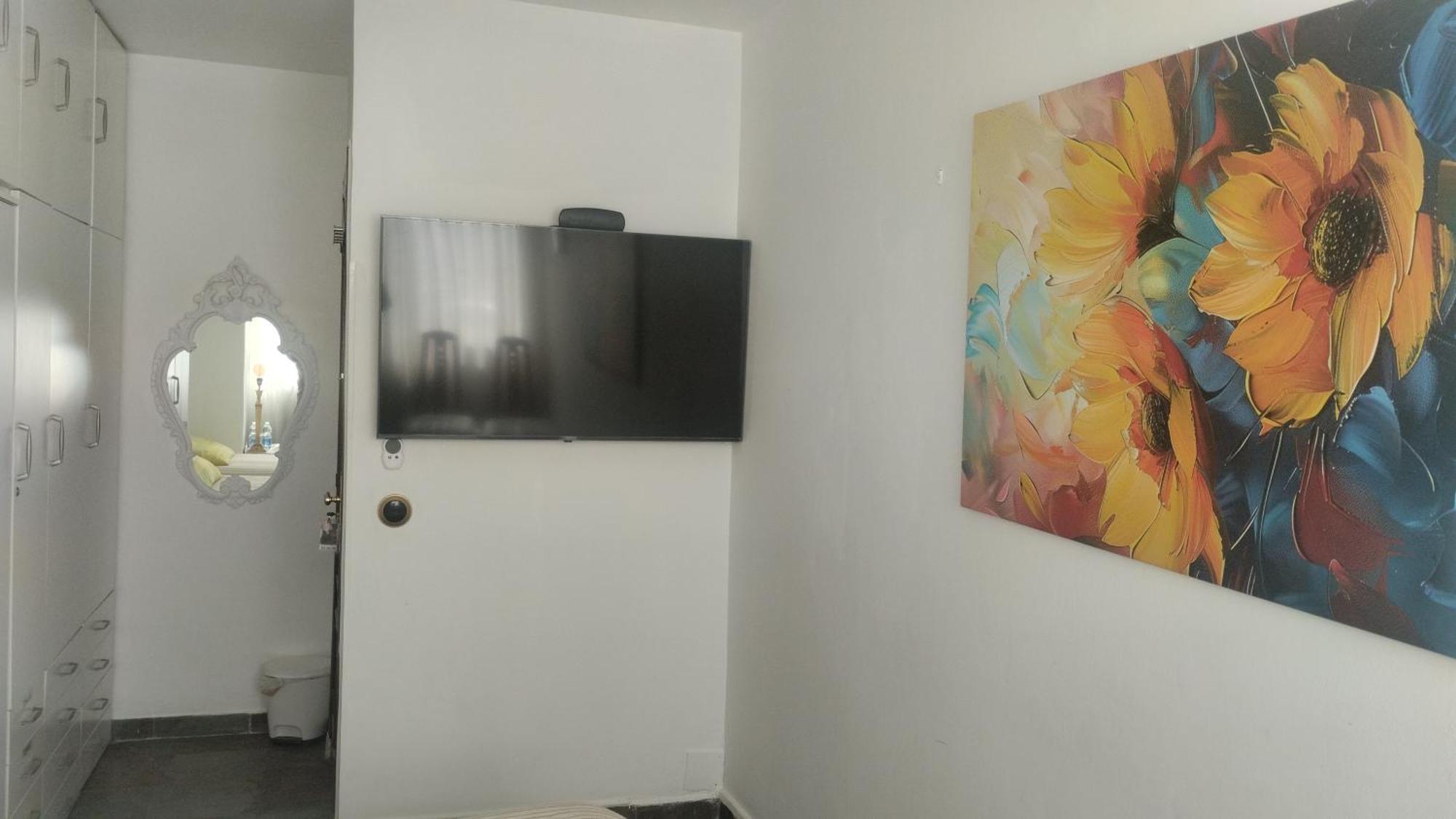 Habitaciones Individuales En Apartamento Madrid Exteriör bild